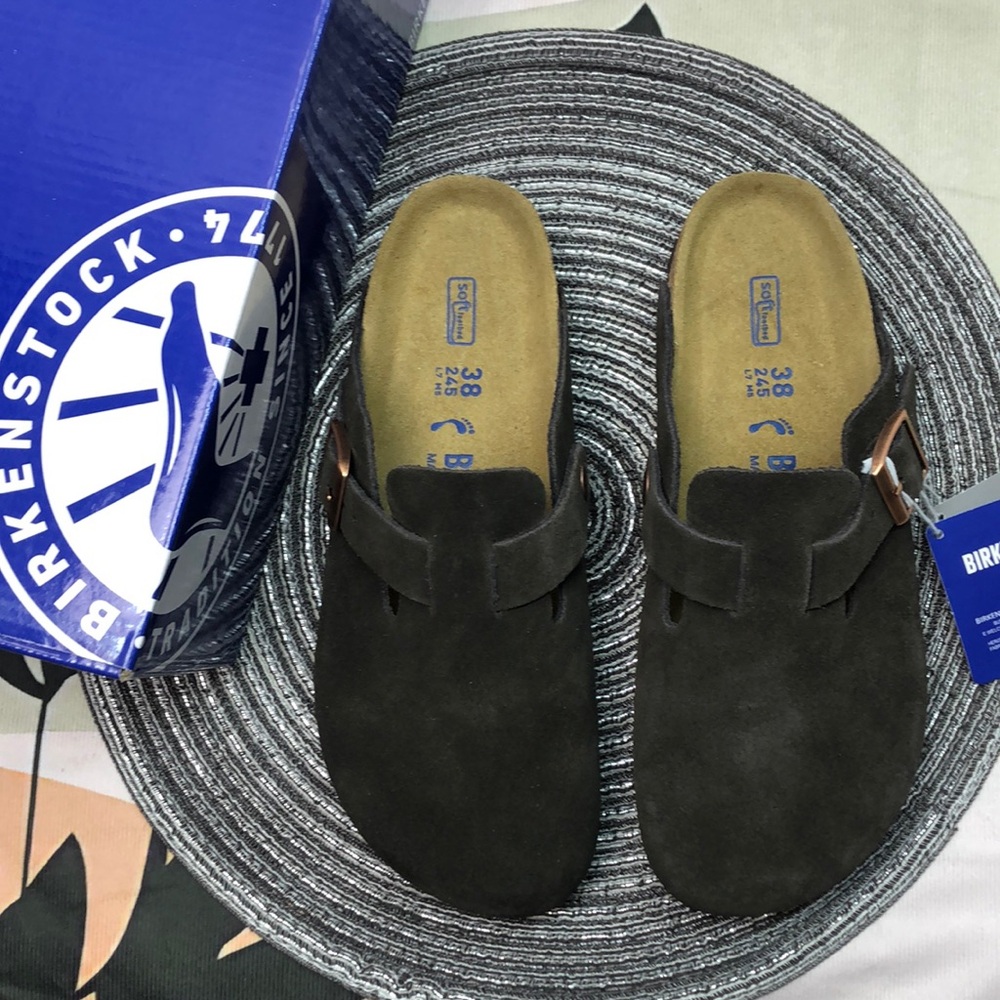 🎊FRESH🎊 NWT Women's Mocha Suede Birkenstock Boston Shoes - Narrow Fit